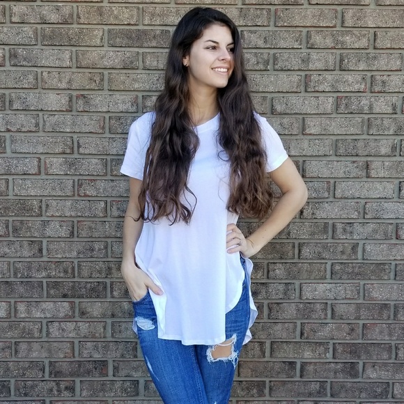 ▫️LAST 1▫️Back To Basics Side Slit Tee - Picture 2 of 8